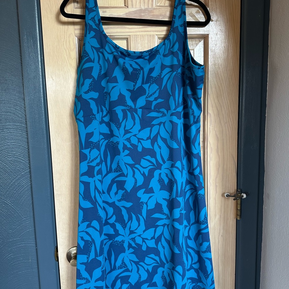Elegant Blue Leaf Pattern Mini Dress